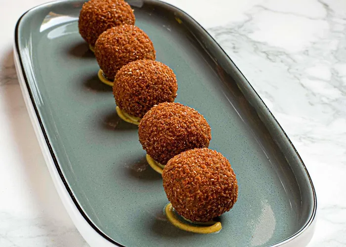 Tribe Paris Batignolles Hotel